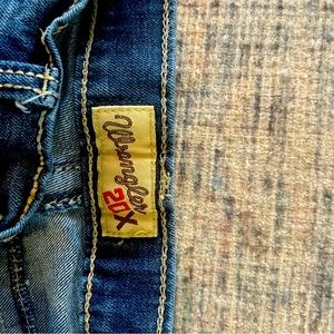 Wrangler 20X size 12 slim
